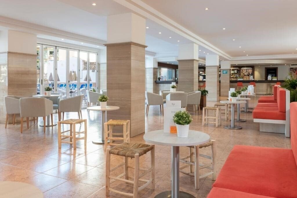 Zdjęcie Reina Del Mar 3*