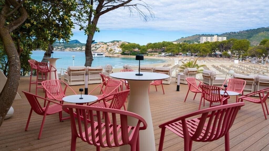 Фотографія Vibra Beverly Playa 4*
