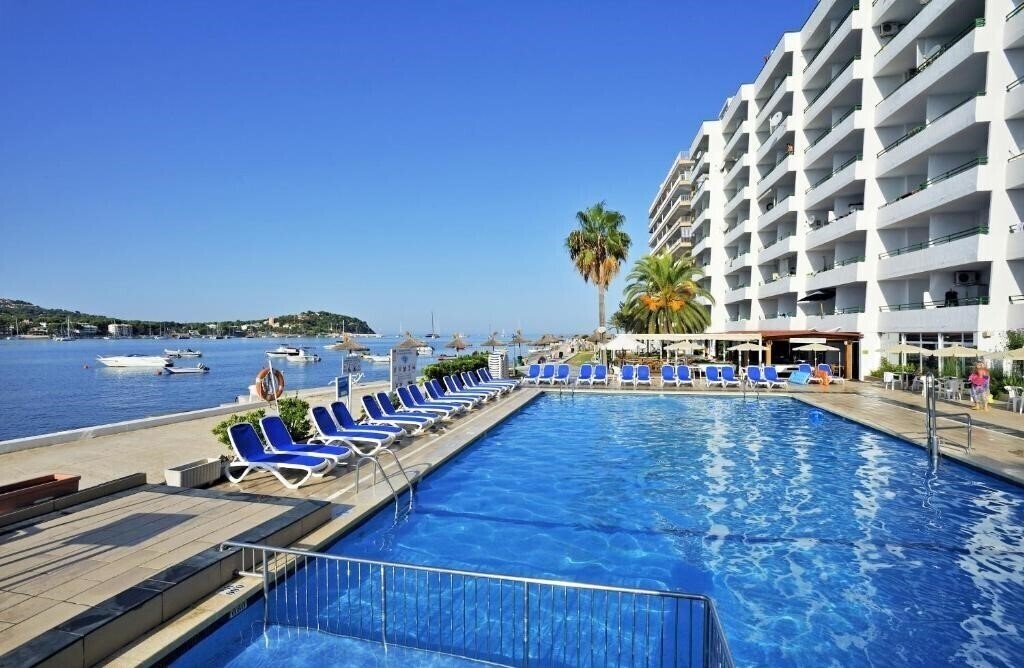Готель Globales Verdemar Apartments 3*