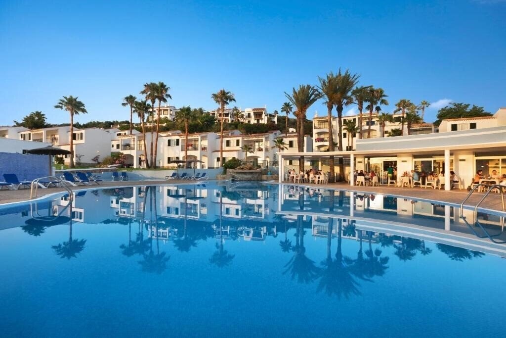 Hotel Apartments Trh Tirant Playa 4*