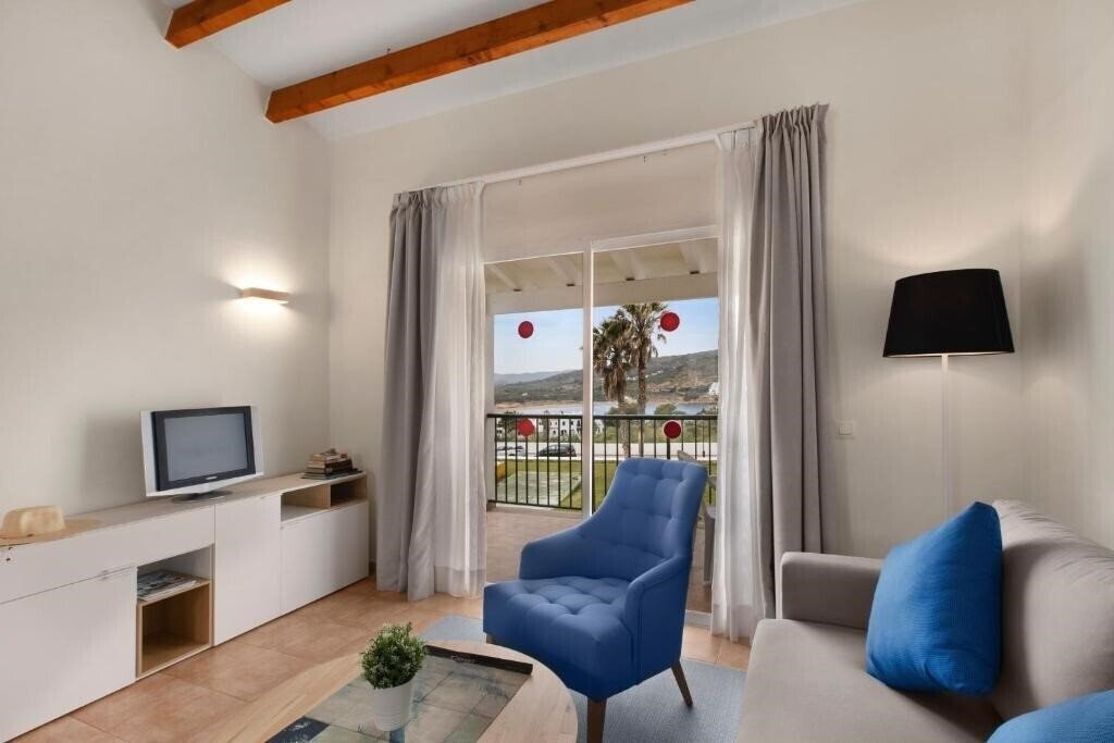 Zdjęcie Apartments Trh Tirant Playa 4*