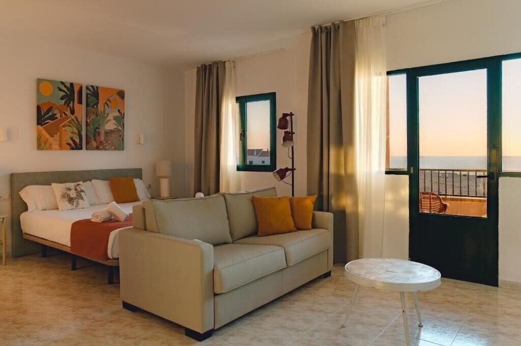 Готель Cabo De Banos 3*