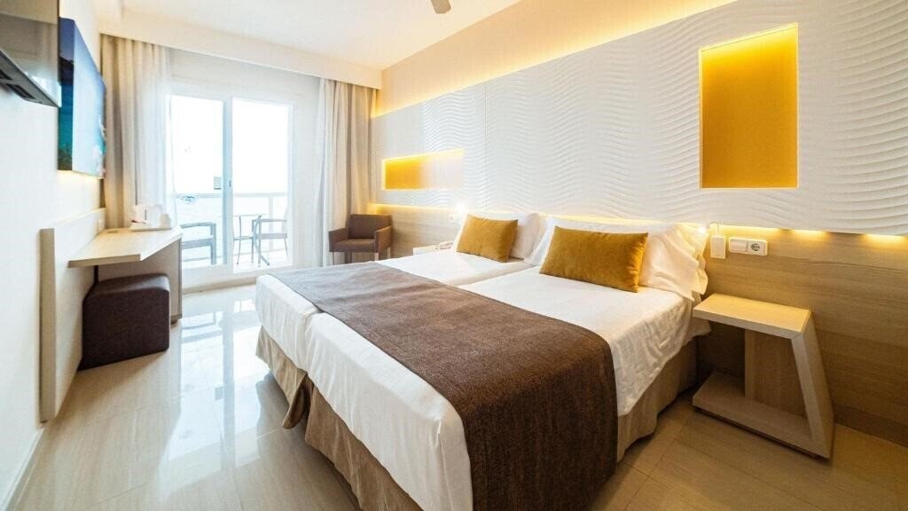 Фото Globales Almirante Farragut 4*