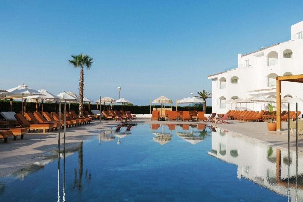 Obraz Caramelo Marina Calan Bosch Hotel 4*