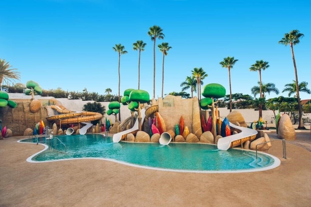 Зображення Iberostar Waves Bouganville Playa 4*
