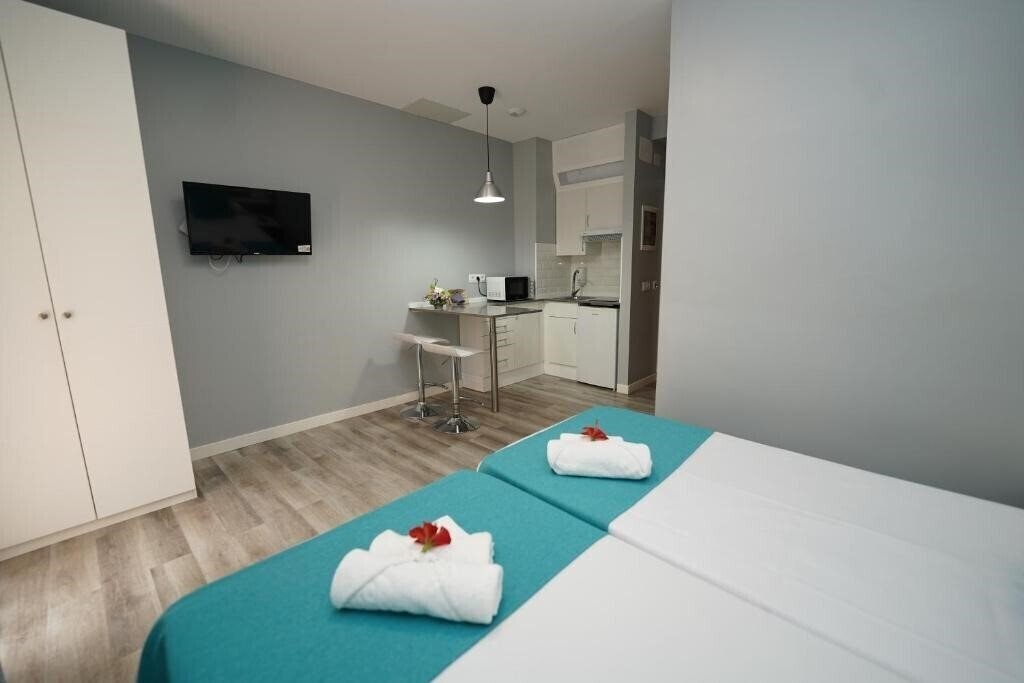 Фото Bambi Apartments 2*