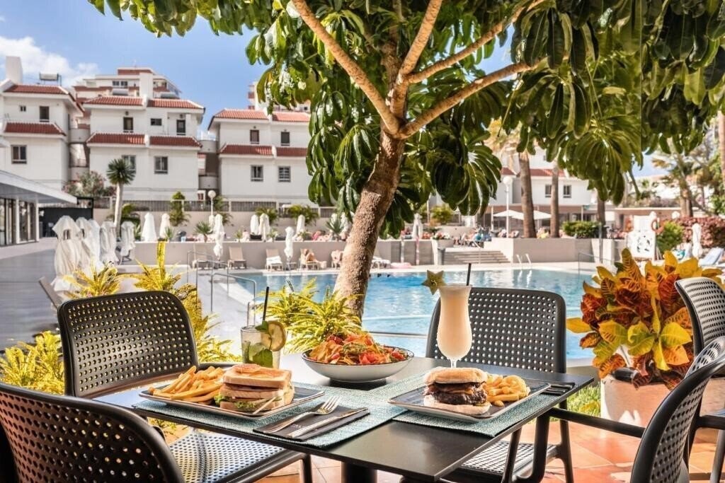 Zdjęcie Catalonia Oro Negro 3*