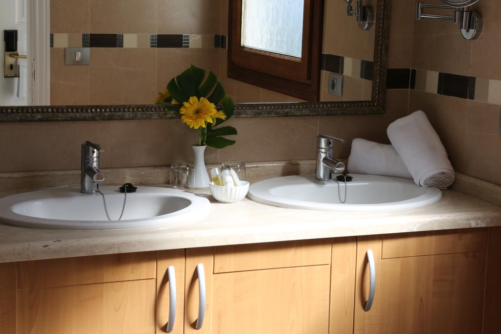 Zdjęcie The Suites At Beverly Hills 3*