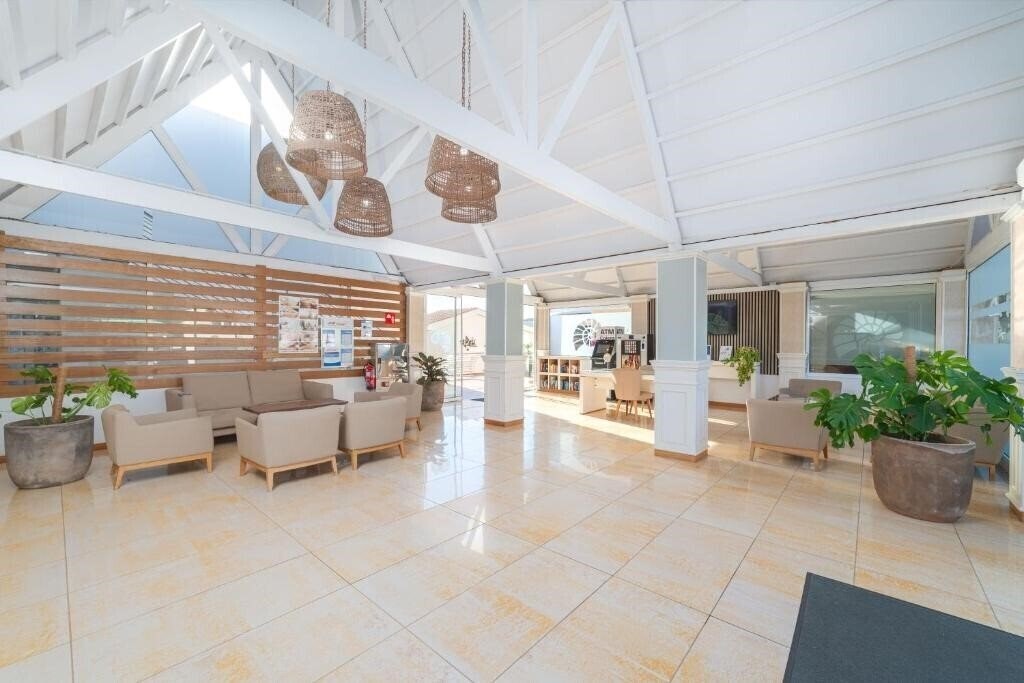 Zdjęcia Arena Suites апартаменты