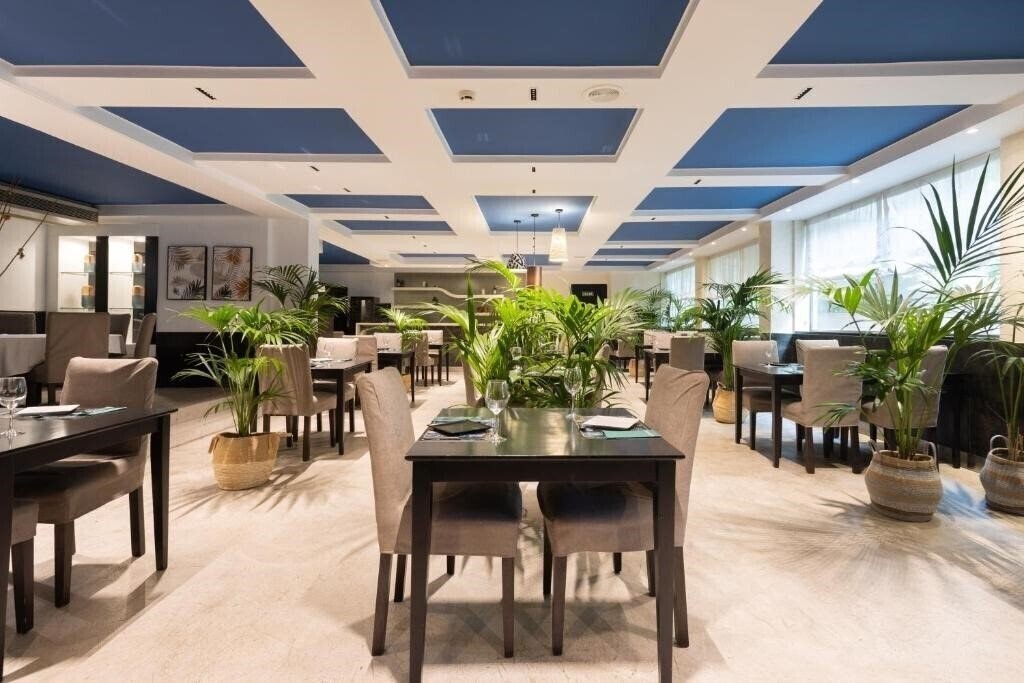Zdjęcie Colon Rambla 4*