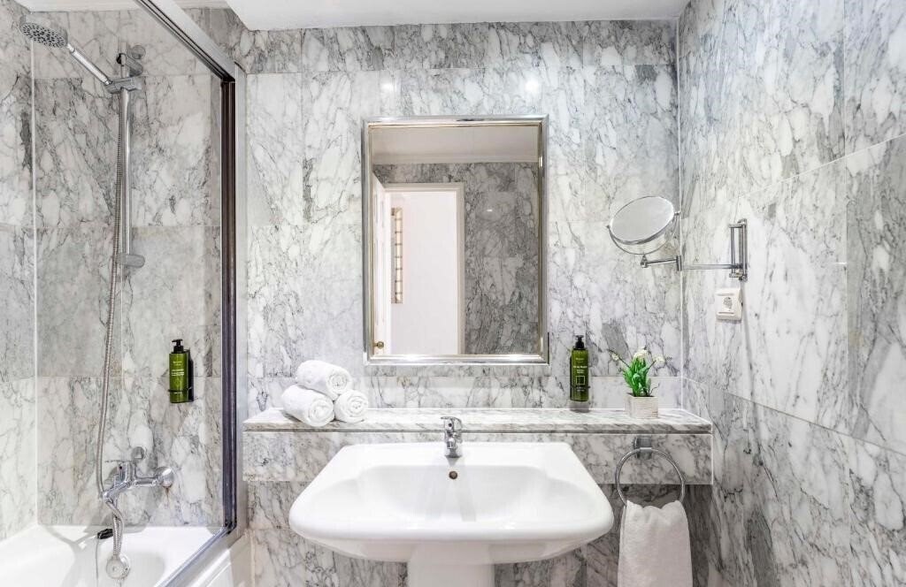 Фотография Beverly Hills Heights - Excel Hotels & Resorts 3*