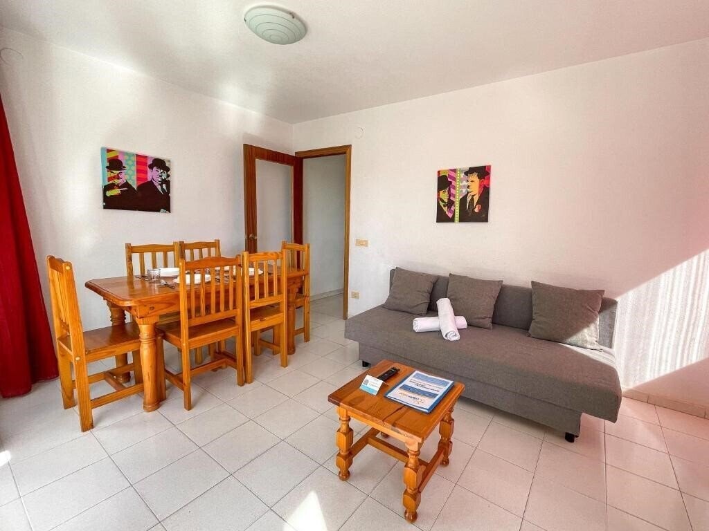 Obraz Apartamentos Oropesa Playa 3000 3*