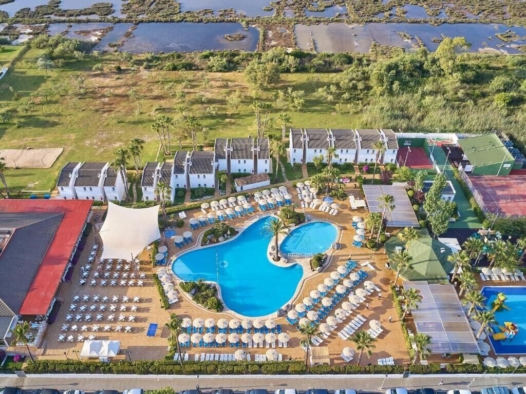 Готель BQ Alcudia Sun Village 3*