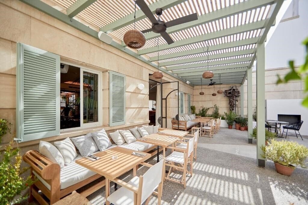 Готель Hotel M House 4*