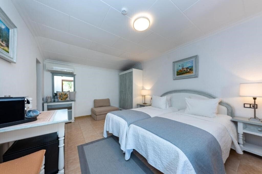 Zdjęcia Finca Predio Son Serra 3*