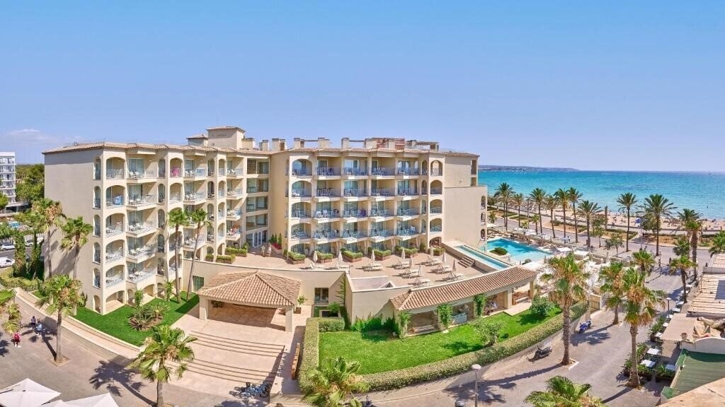 Готель Flamingo Hotel 3*