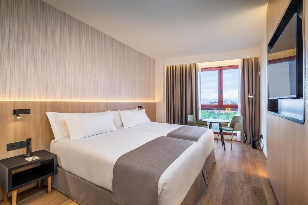 Отель Occidental Pamplona (ex. Abba Reino de Navarra) 4*