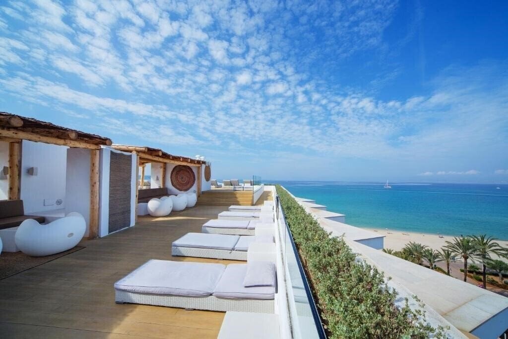 Готель HM Tropical 4*