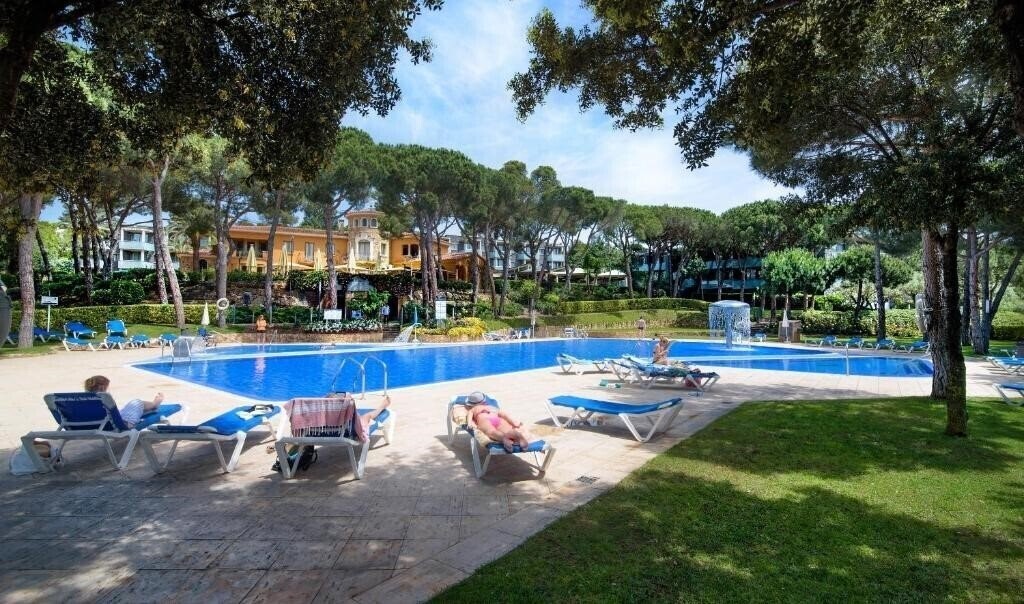 Изображение Parkhotel Ciutat De Palol 4*