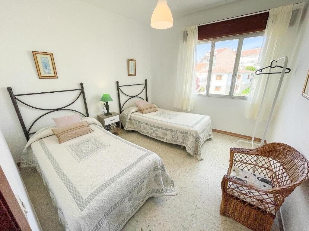 Картинка Apartamentos Portonovo Playa 3000 3*