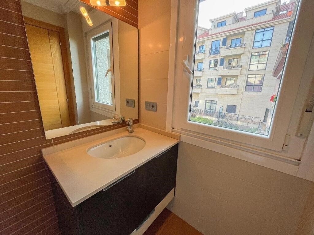 Фотография Apartamentos Revolta Sanxenxo 3000 3*