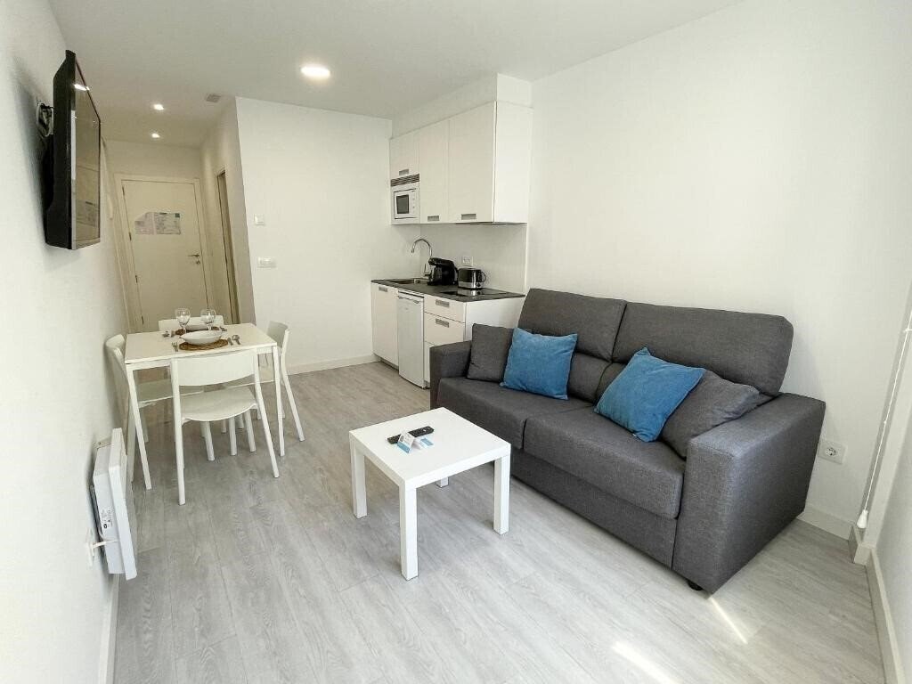 Отель Apartamentos Casa Campana 3000 2*