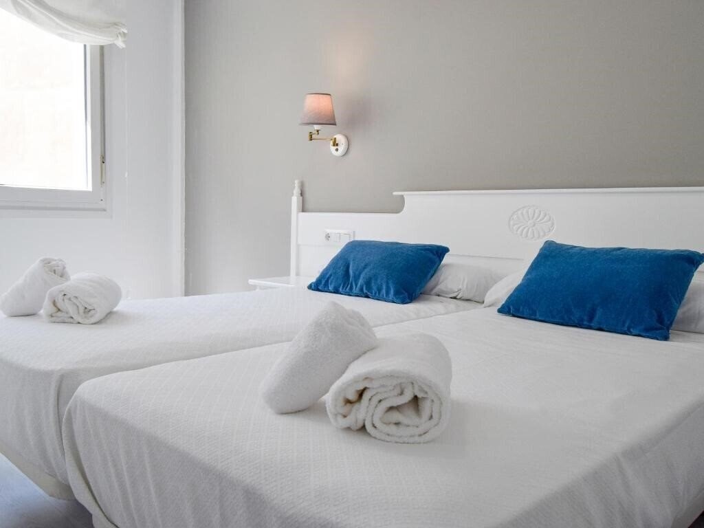 Фото Apartamentos Casa Campana 3000 2*