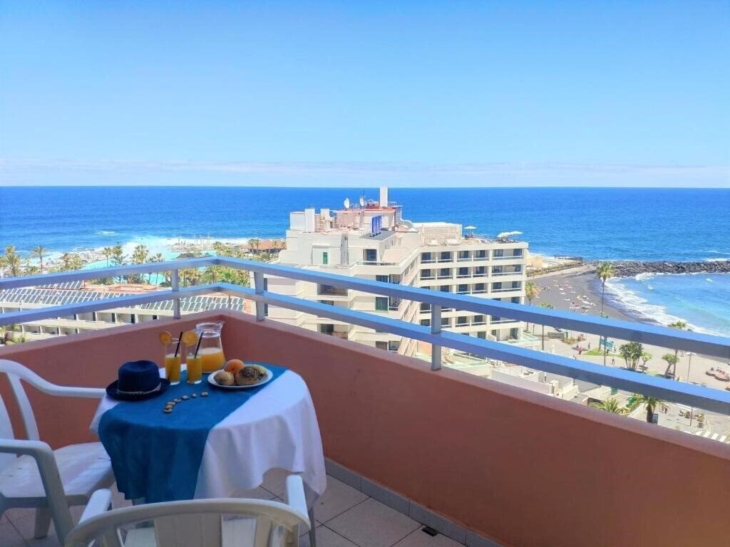 Готель Checkin Concordia Playa 4*