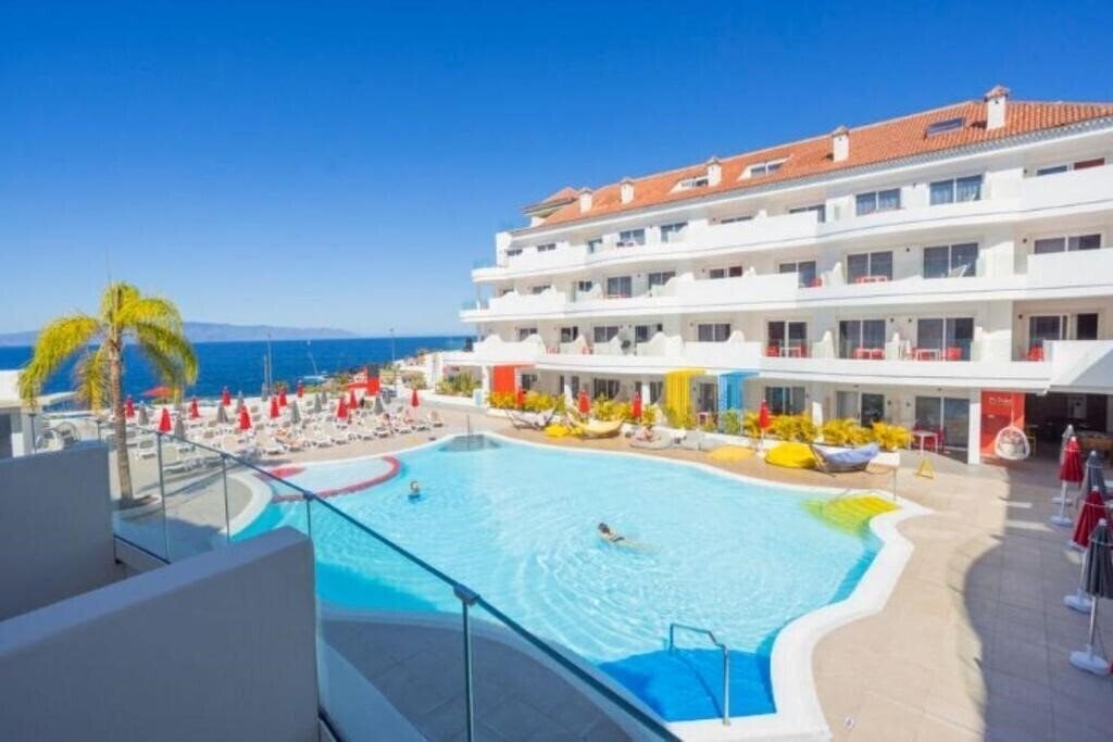 Картинка Sholeo Los Gigantes 3*