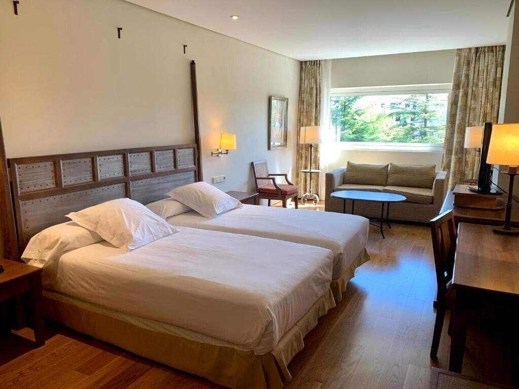 Hotel Parador De Salamanca 4*