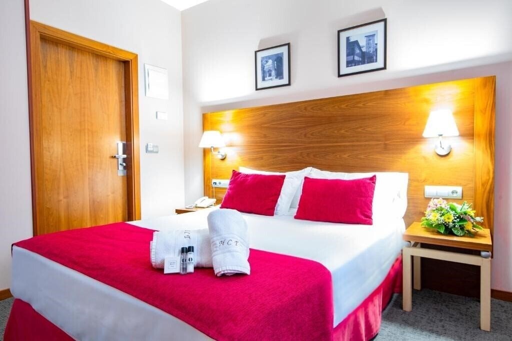 Hotel Casino Del Tormes 4*