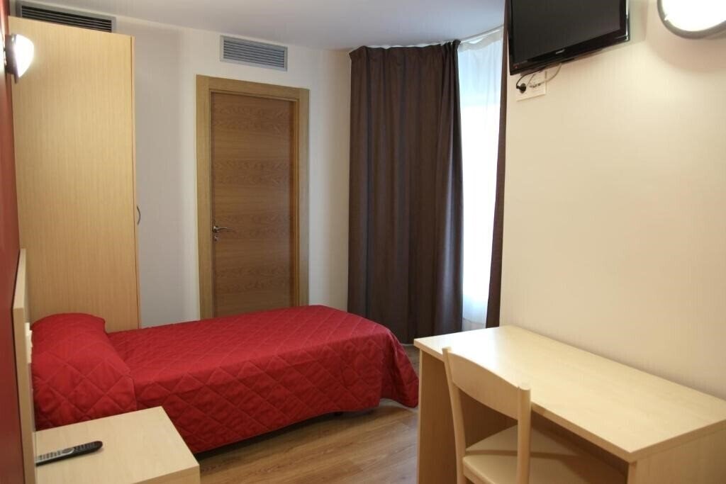 Zdjęcia Hostal Santel San Marcos 2*