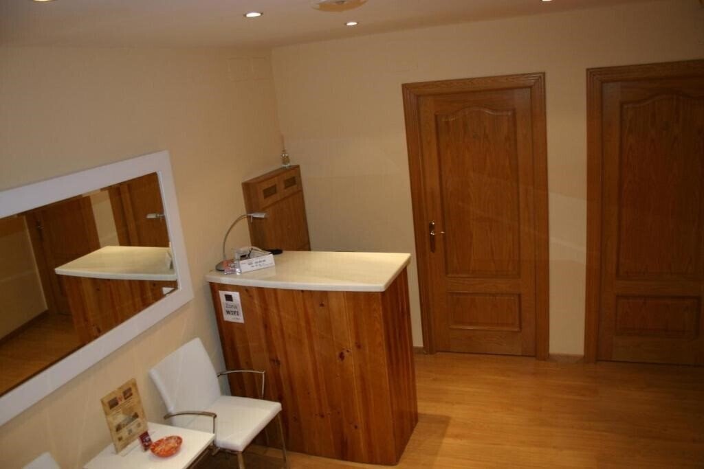 Zdjęcia Hostal Hispanico I 2*