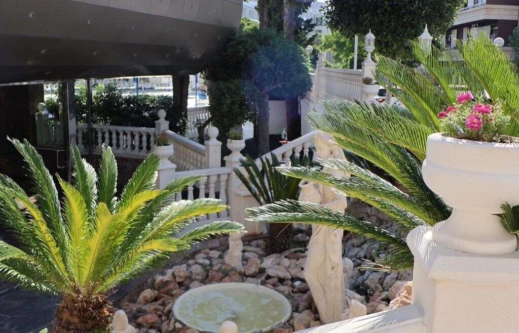 Фото Santa Monica Salou 3*