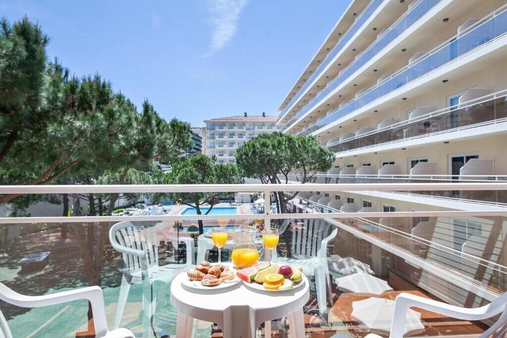 Зображення Best Oasis Park Hotel 4*
