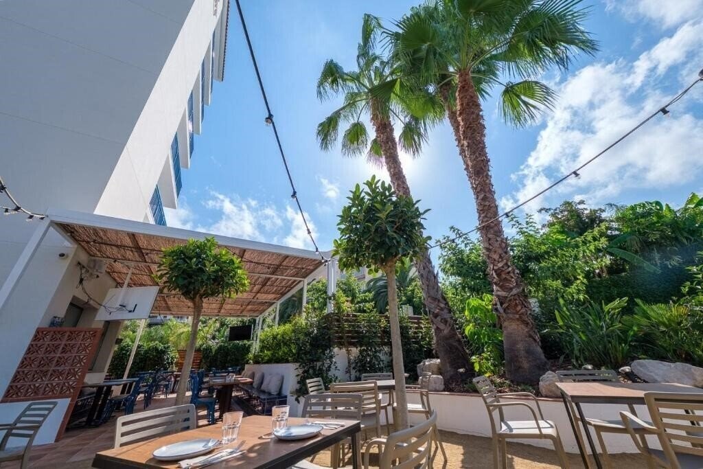 Zdjęcie Ancora La Siesta Apartments 2*