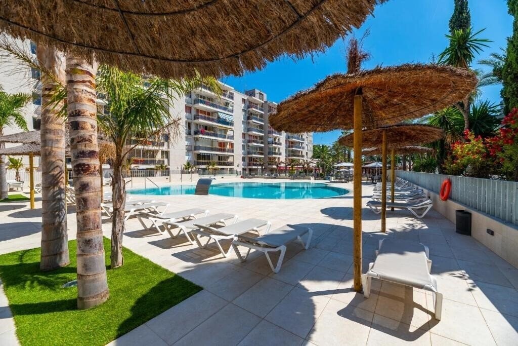 Zdjęcia Navarra Suites Apartamentos 3*