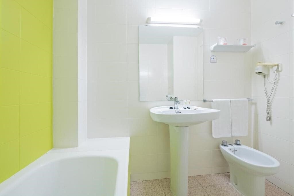 Zdjęcie Azuline Mar Amantis 3*