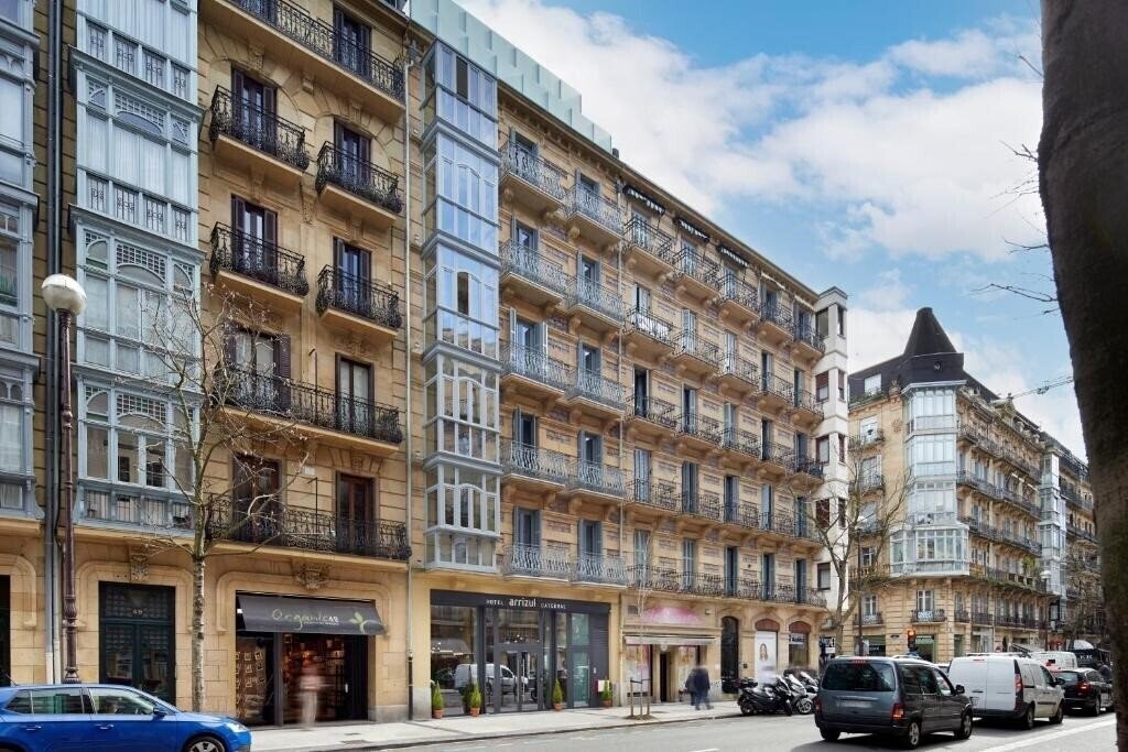 Zdjęcie Hotel Arrizul Catedral 3*