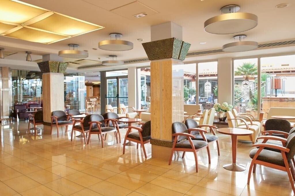 Изображение Hotel Invisa La Cala 4*