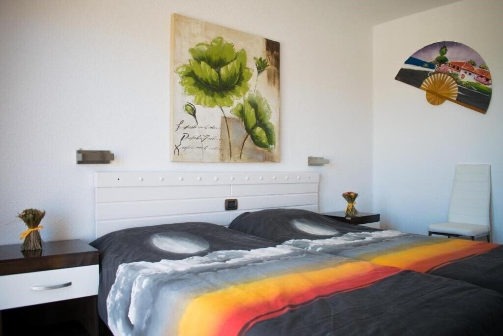 Фото Aparthotel Los Geranios 3*