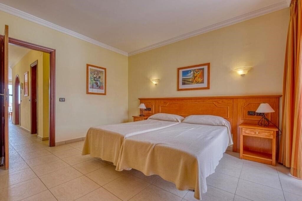 Фото Apartamentos Callaomar 3*