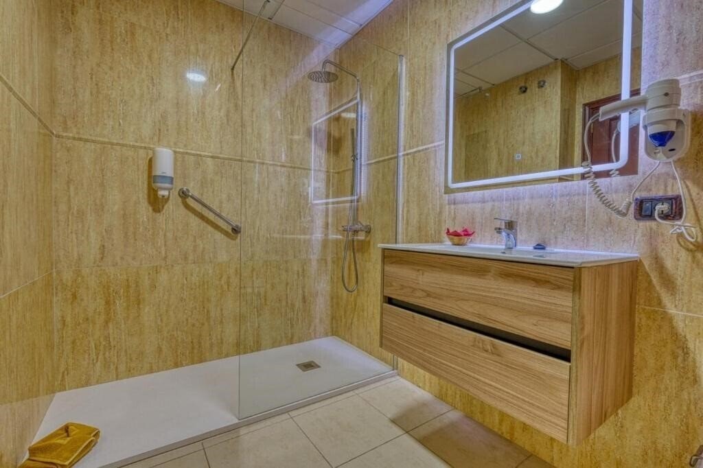 Фотографія Apartamentos Callaomar 3*