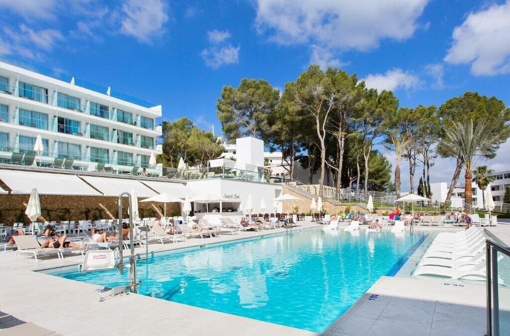 Zdjęcie Reverence Life Hotel (Adults Only +16 Y.O.) (ex. Senses Santa Ponsa) 4*