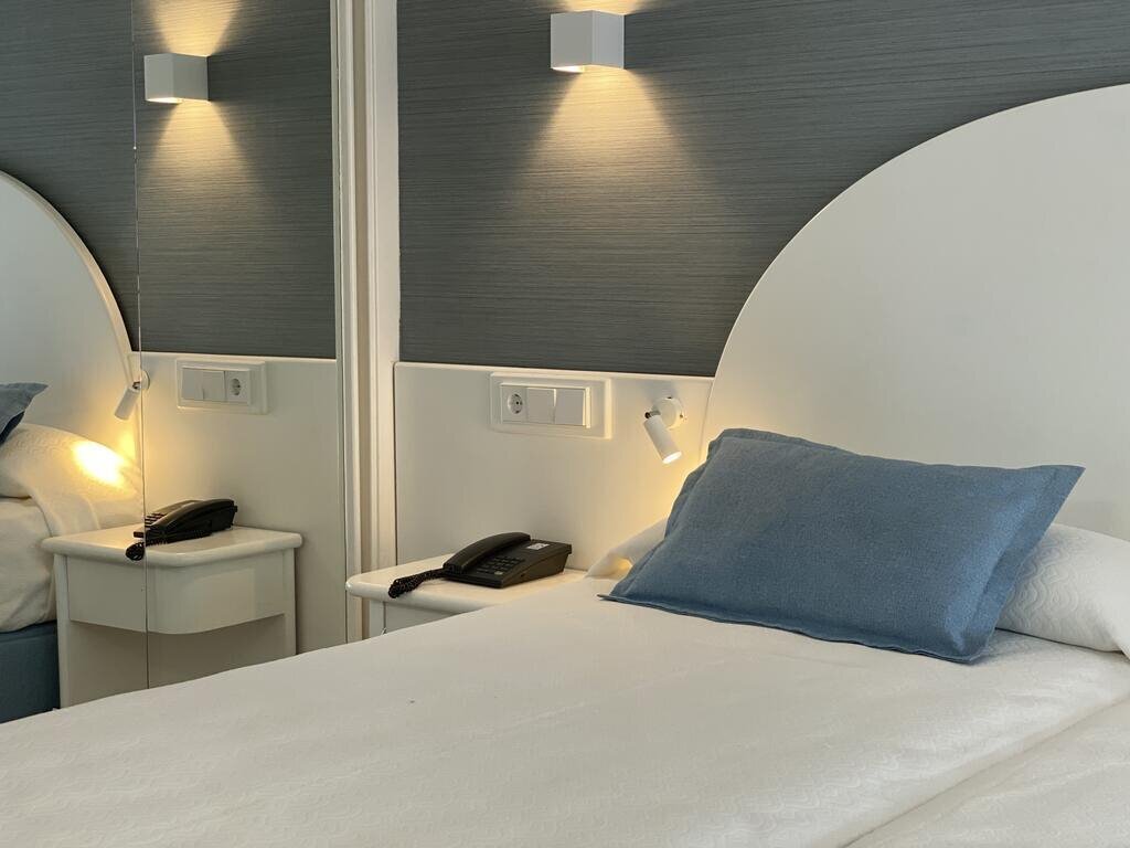 Фотографія Hotel Delfin Mar 3*