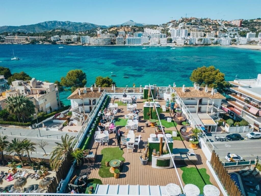 Готель Bahia Del Sol 4*