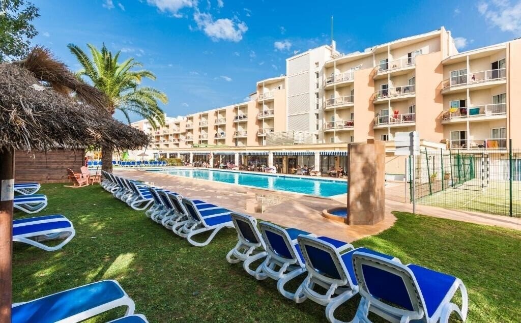 Hotel Playa Santa Ponsa 3*