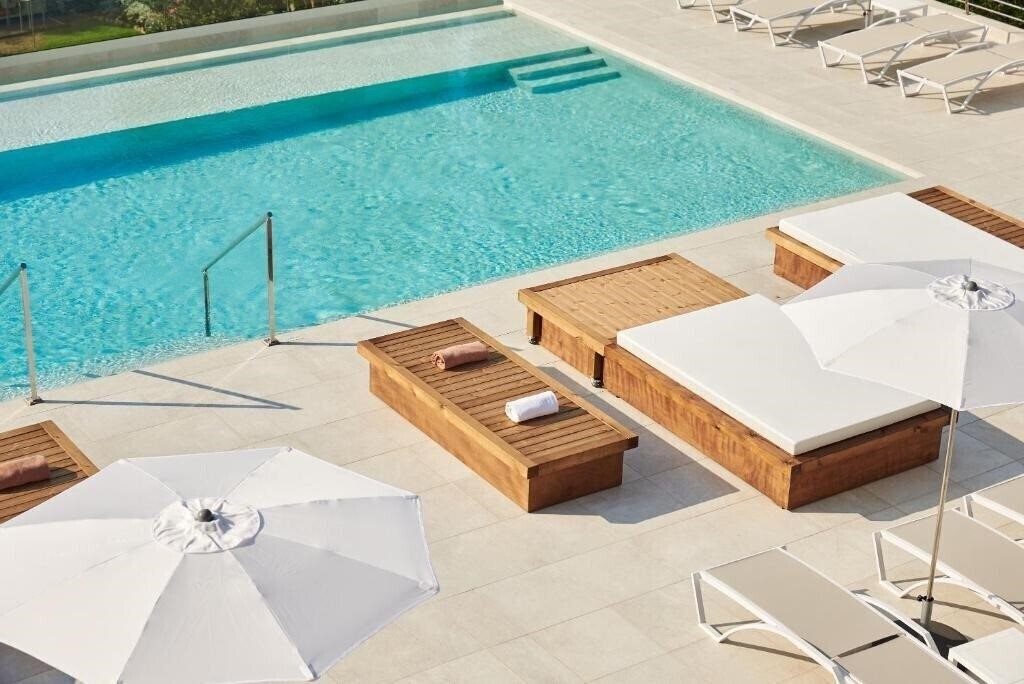 Hotel DWO Sirius 4*