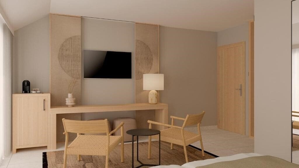 Фотографія Aqua Hotel Montagut Suites 4*