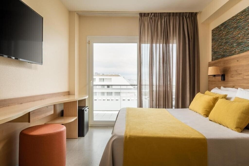 Фото Caprici Verd 4*